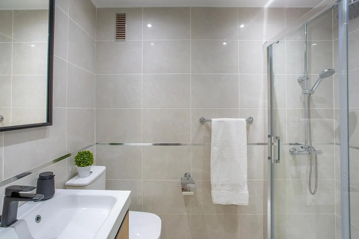 Cherry Garden Apartment Sitio de Calahonda